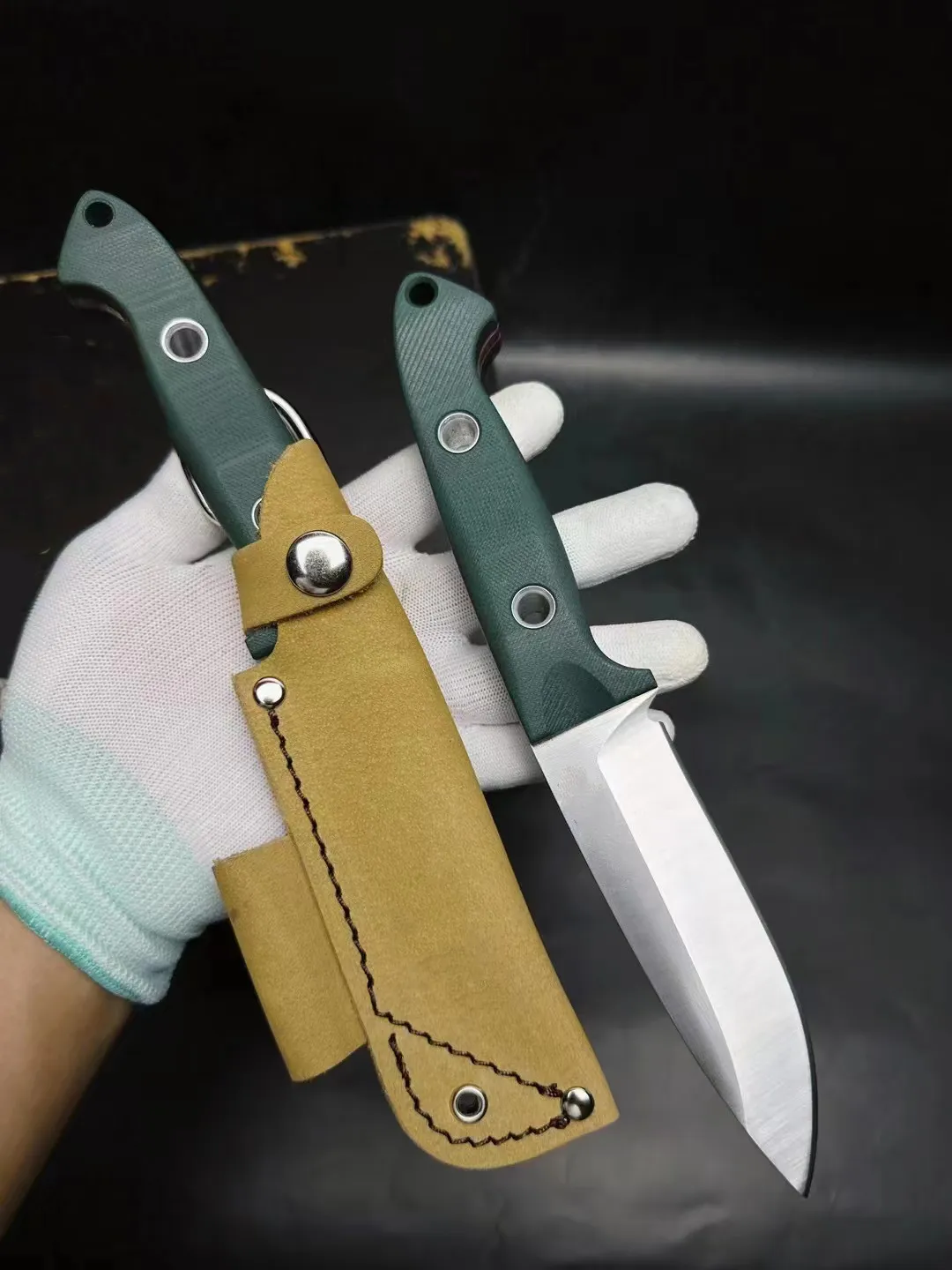 Coltello a lama fissa da campeggio BM 162 Maniglia verde G10 Coltelli tattici da caccia sopravvivenza all'aperto