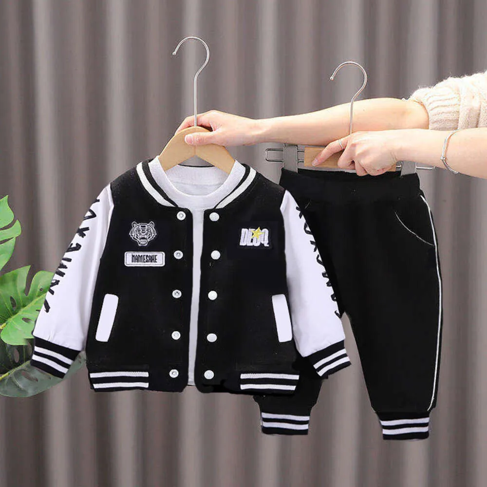 Baseball-Anzug-Outfit für 1-jährige Jungen, 2 Frühlings- und Herbstkleidung für Kinder, 3 hübsche koreanische Version für Babys, zweiteiliges Set, 4 Kinder