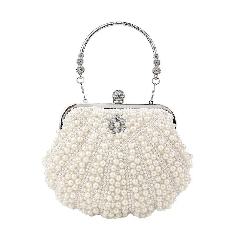 Pearl Clutch Bags Women Purse Dames Witte handtassen Avondtassen voor feest bruiloft Zwarte schoudertas bolsa feminina 240401