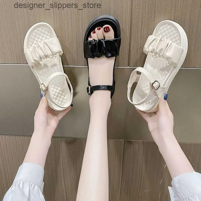 Sandals 2023 New Online Red Sandals Womens Leisure Daily Girl Student Beautiful Thick Bottom Fairy Beach Flat Bottom Roman Shoes Q240314