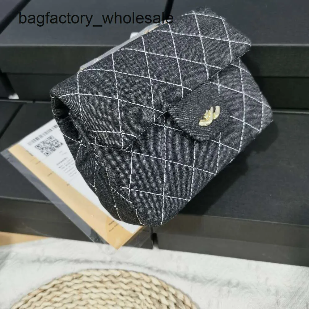 Projektant mody Nowa letnia worek damska Wysokiej jakości mały pachnący wiatr na jednym ramieniu łańcuch crossbody Lingge Golden Ball Square Bag