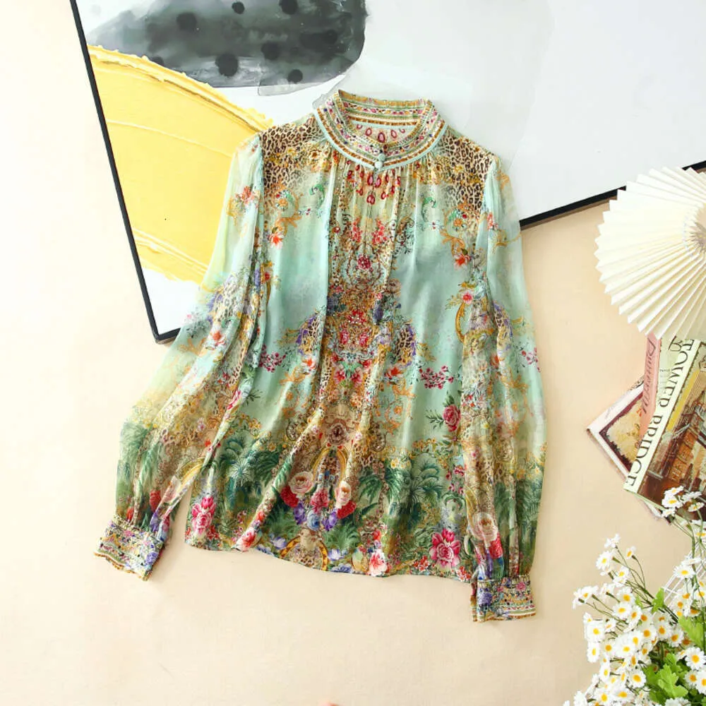 2024 Primavera Verano Paisley Impresión Bordado Paneles Seda Blusa Camisa Verde Manga Larga Cuello Alto Estilo Jersey Soie Top Camisas W4M1322