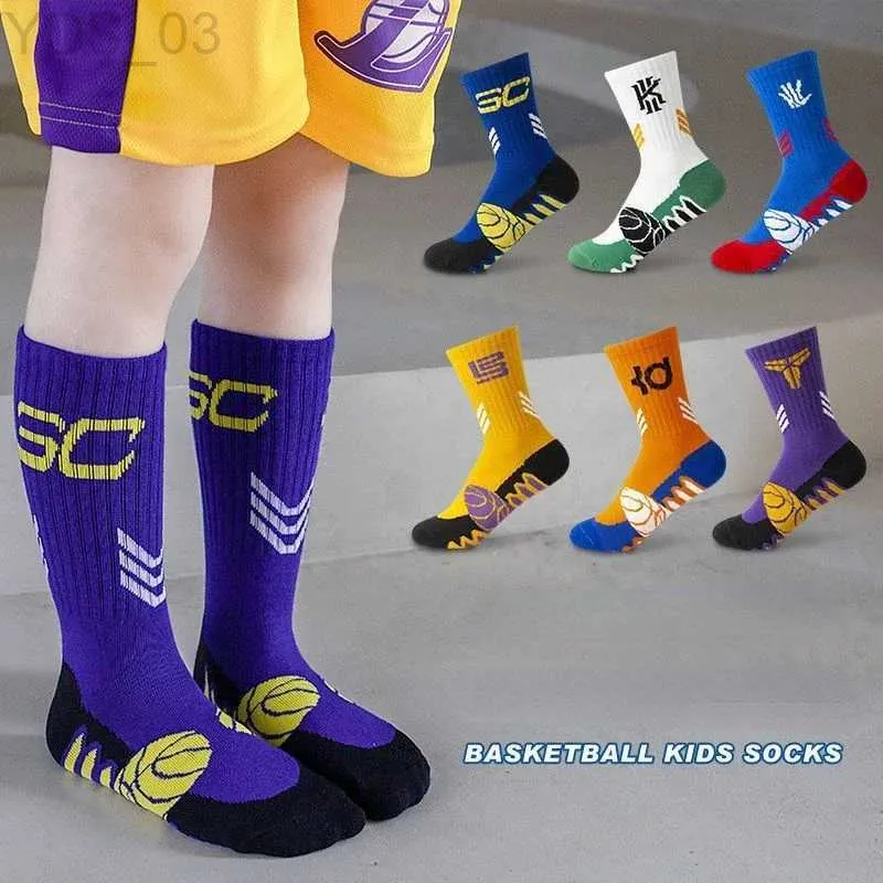 Chaussettes pour enfants Chaussettes de basket-ball pour enfants Tendance de la mode Chaussettes à tube moyen pour filles Chaussettes de sport pour garçons de 6 à 16 ans Chaussettes douces absorbant la sueur pour enfants YQ240314