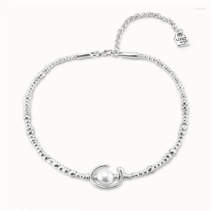 Chaînes 2024 Espagne Unode 50 Bijoux élégant vent froid demi-lune collier de perles cadeau pour femme