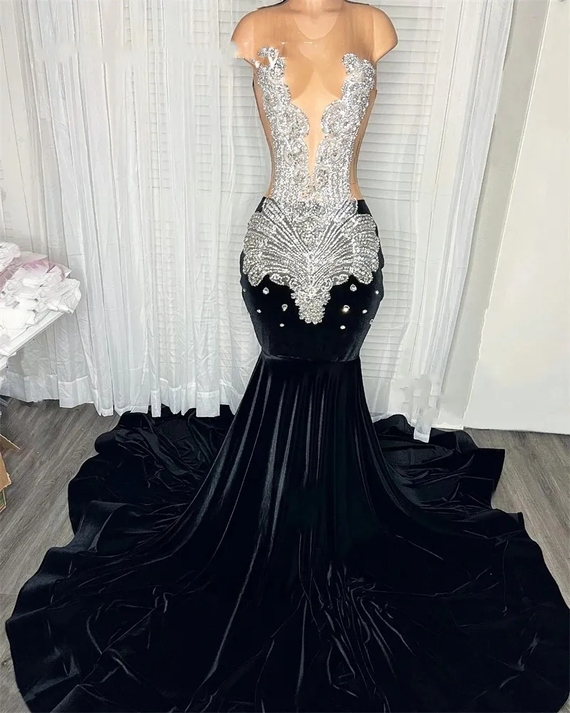 2024 Sheer O Neck Langes Abendkleid für schwarze Mädchen Perlen Kristall Strass Geburtstag Party Kleider Meerjungfrau Diamant Abendkleider