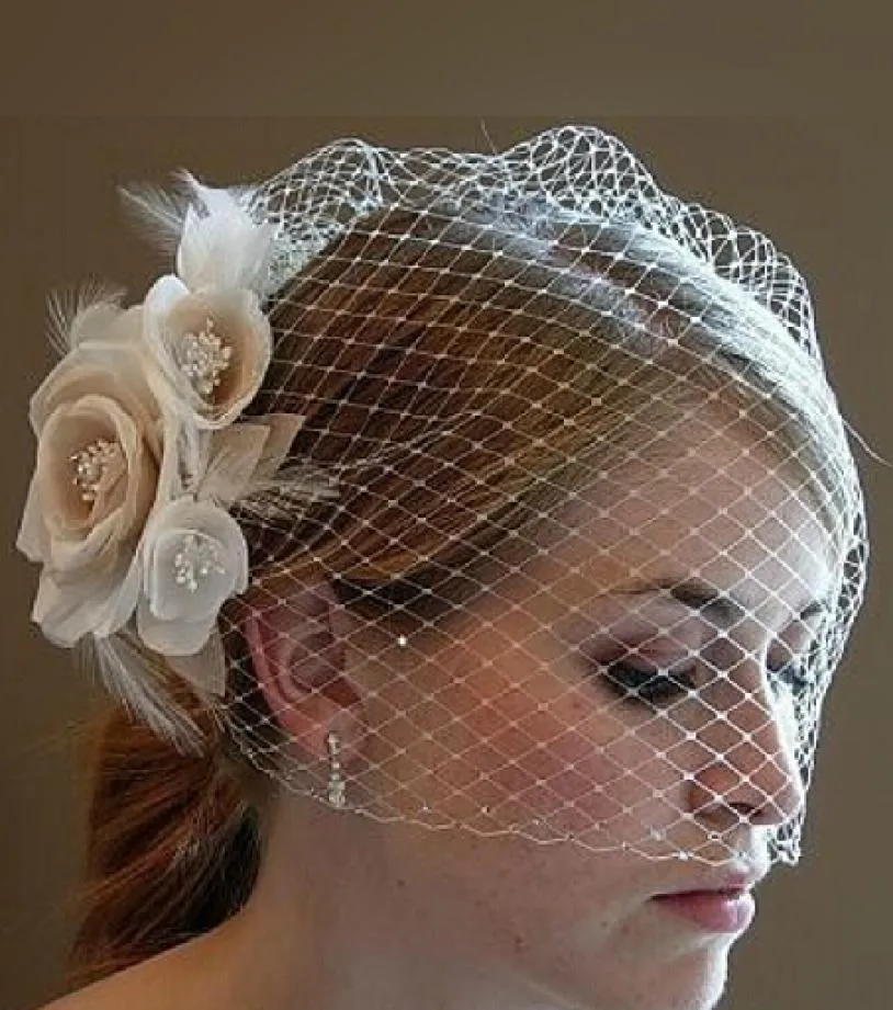 بيع العروس حجاب المشط Blusher Birdcage Tulle Ivory Champagne Flowers Feather Feather Bridal Wedder S Hat Dress6261738