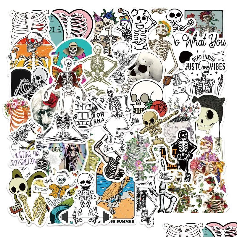 Autocollants de voiture 50pcs / lot drôle dessin animé squelette blanc Skl autocollant os Iti enfants jouet planche à roulettes moto vélo décalcomanies livraison directe A Otpcz