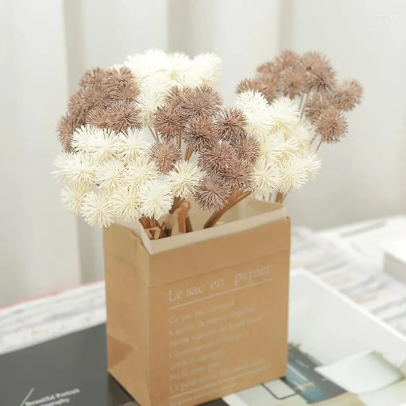 Flores decorativas 24 pcs plástico artificial bola espinhosa planta falsa dandelion em forma de buquê de flores decoração el coffee shop suprimentos de mesa