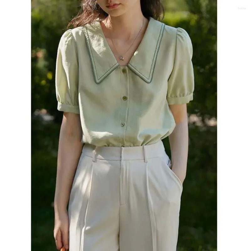 Blusas femininas francês commuter camisa de manga curta para 2024 design verão moda mulher blusa pequena e estilo único roupas
