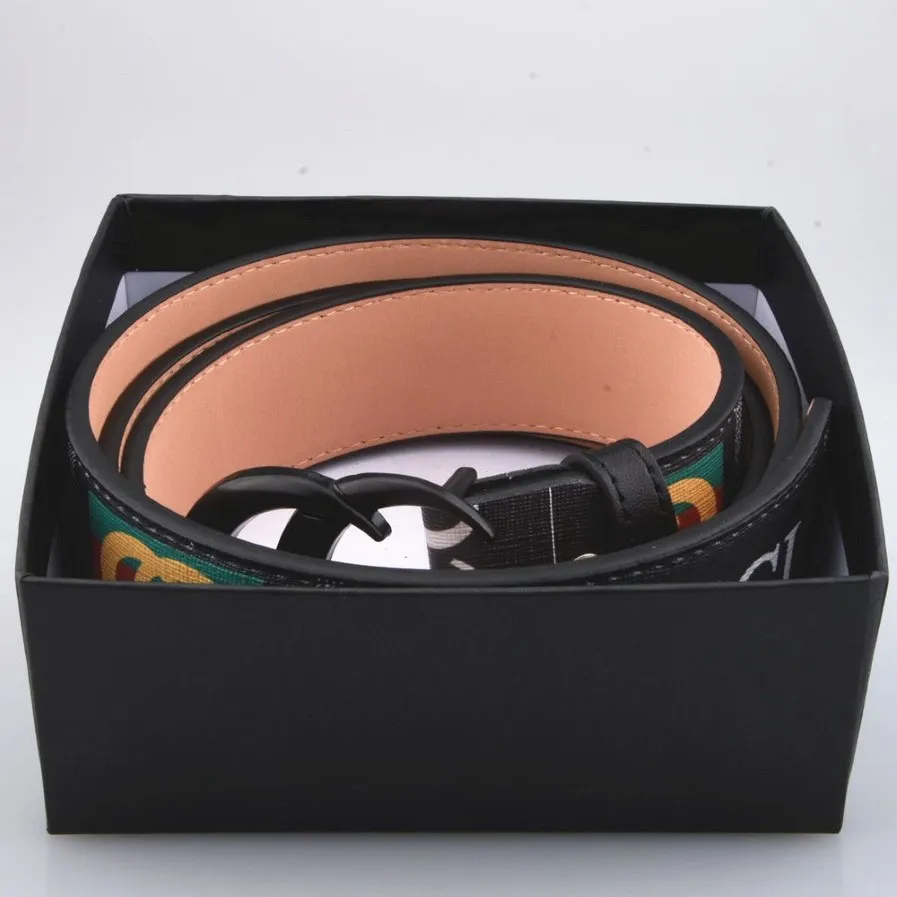 988 Uomo Donna Moda Classic Designer Cintura Cintura di lusso Cintura di marca da donna Casual Fibbia in oro Lettera Logo Fibbia liscia Larghezza295Z