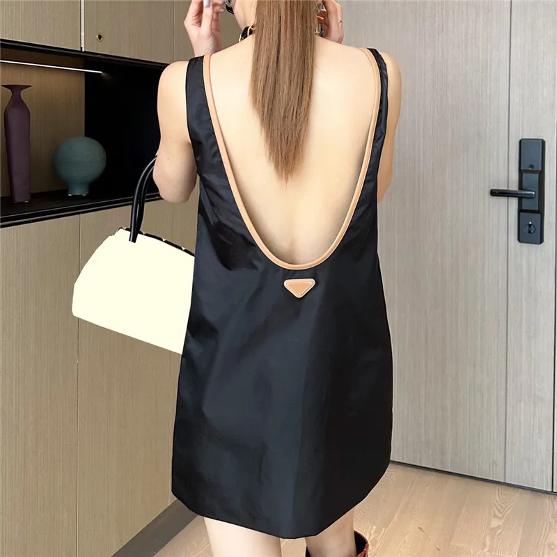 Sexy Backless Vest Dresses Women Party Skirts Design Back Metal Badge Dress High Grade Lady Skirt Wear