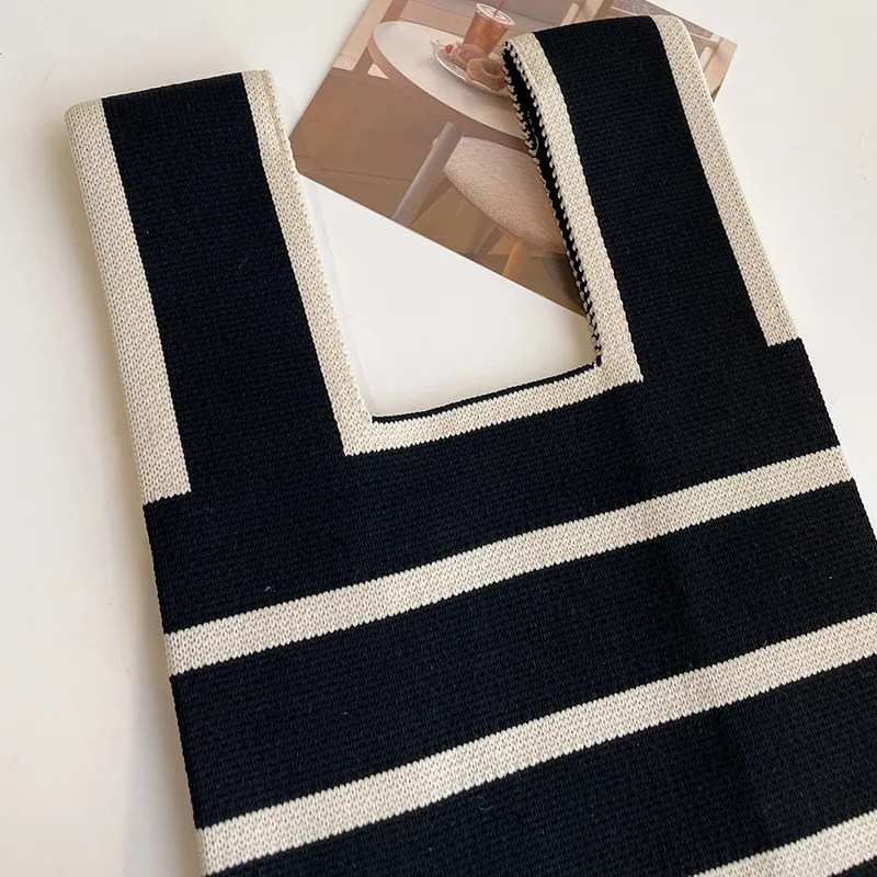 Sac à main en laine tricoté et tissé pour femmes, nouveau Style minimaliste assorti à tout, style coréen rayé, sac de banlieue à bande horizontale