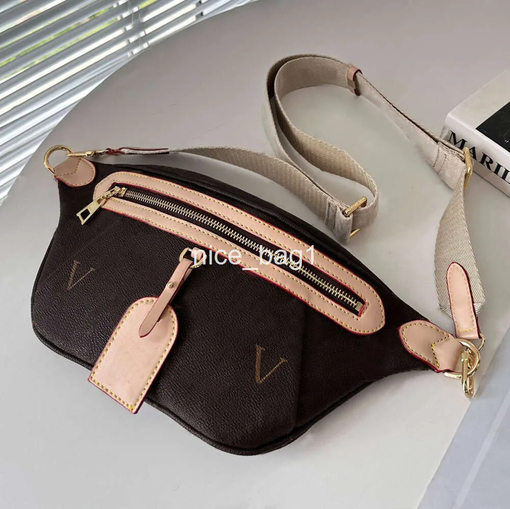 Yüksek kaliteli tasarımcı Erkek Crossbody Luxurys Designers Kemerler Çanta Kadınlar Fermuar Çantaları Moda Çapraz Vücut Çantası Tozlu