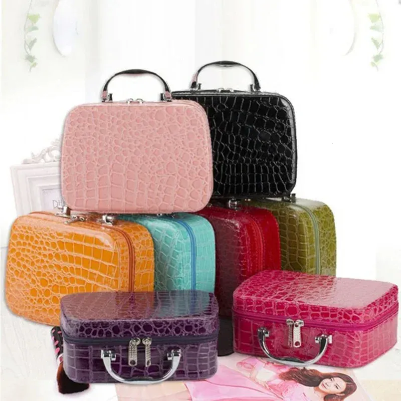 Women Beauticians Cosmetic Bags Travel Handbags PU Leather Organizer Makeup Bag Wash Make Up Elegant Case 240229