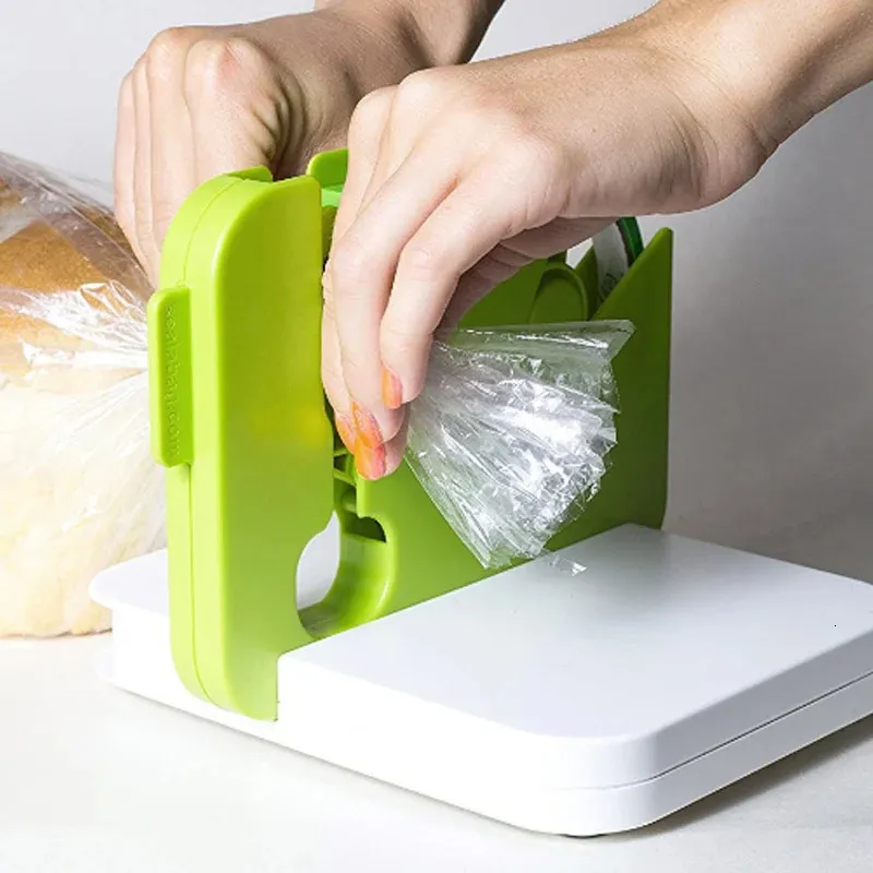Portable Heat Package Machines Mini Handy Sealing Household Heat Food Clip Heat Sealer Home Snack Bag Kitchen Utensils Gadget 240305
