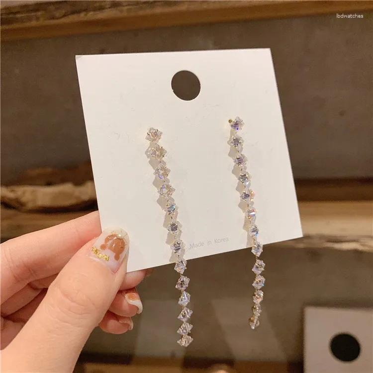 Boucles d'oreilles à clous pour femme, tendance, tempérament, longue, chaîne Super féerique, strass, aiguille en argent, 2024