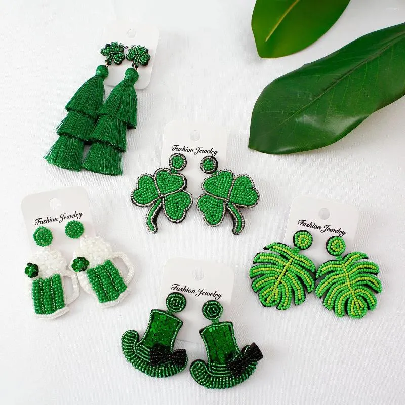 Boucles d'oreilles à clous, bijoux faits à la main, thème du Festival de pâques, feuille verte, Style bohème, pompon Long, 2024