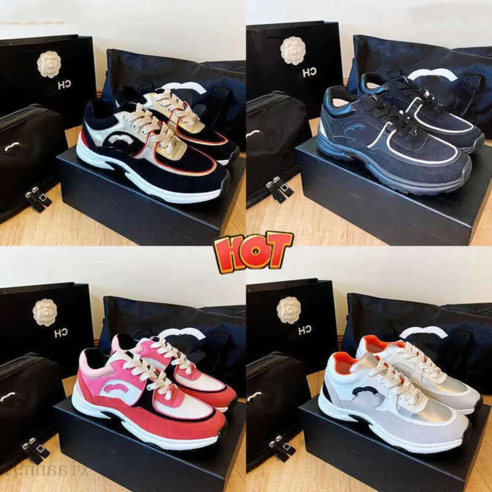 Sneakers Channel Chaussures Designer De Luxe Femmes Casual Chaussures De Course En Plein Air Réfléchissant Vintage En Daim En Cuir Et Hommes Formateurs Mode Derma 704