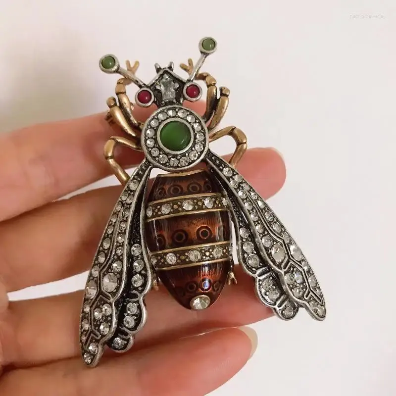 Broszki europejski i amerykański projektant vintage mosiężne szpilki lapowe damskie broszka brooch płaszcz luksusowe akcesoria biżuterii