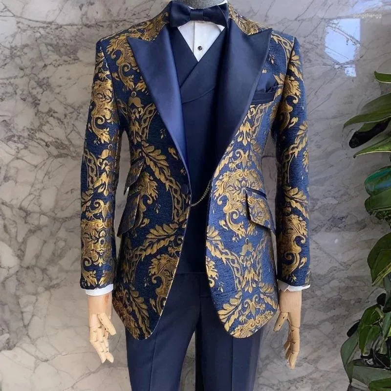 Men's Suits Floral For Men Wedding Slim Fit Navy Blue And Gold Jacquard Gentleman Tuxedo Jacket With Vest Pant 3 Pcs In Stock