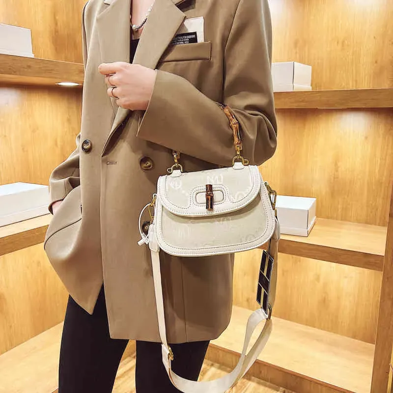 2023 Designer bag Slub saddle women`s 2023 new texture handbag popular fashion simple single Shoulder Messenger Bag