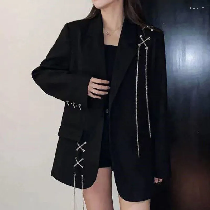 Costumes pour femmes 2024 Printemps Femmes Vestes Noir Gothique Punk Hip Hop Solide Vintage Blazer Manteaux Chic Chaîne Lâche Veste Streetwear