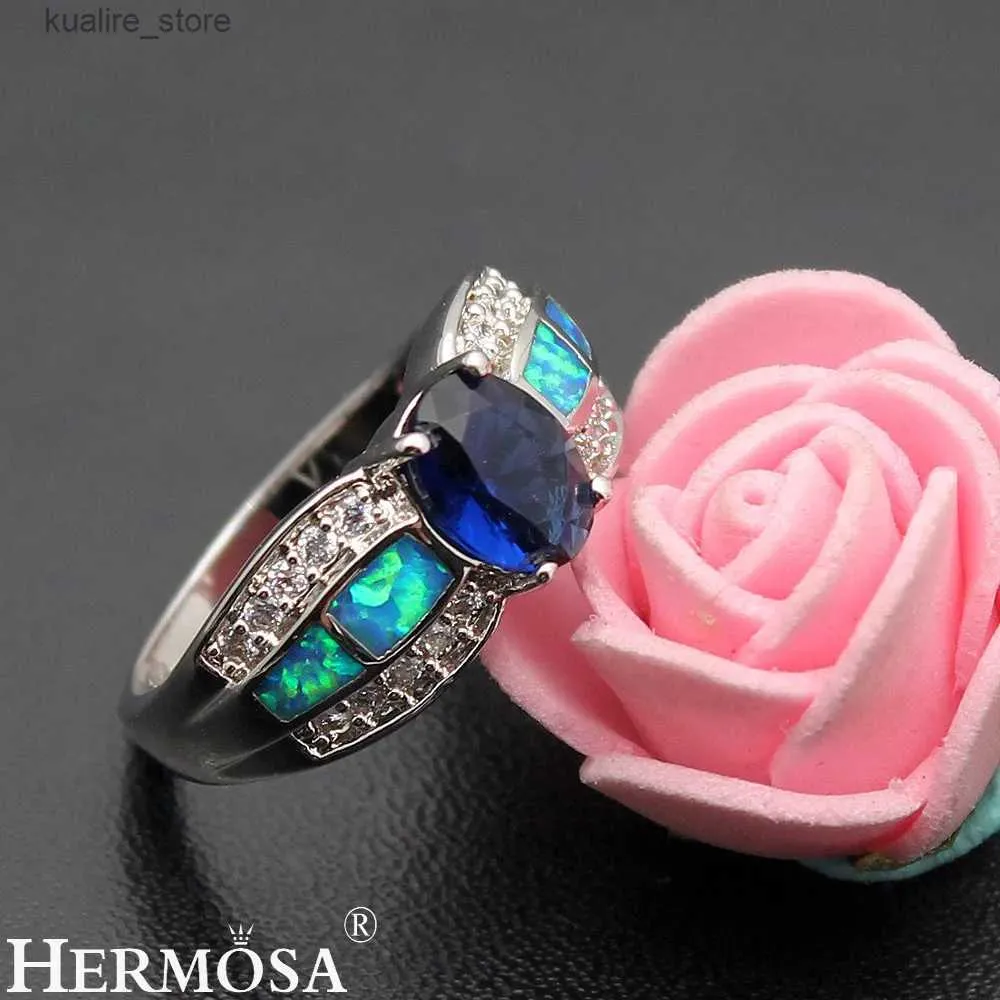 Pierścienie klastra Hermosa Big Promotion Blue Australian Opal Women Ring Ring Wedding Rings Rozmiar 6 7 8 DF33 L240315