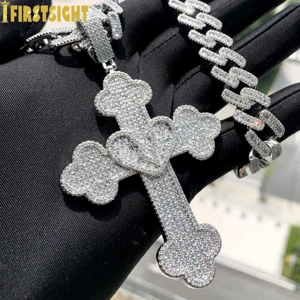 Hip Hop Iced Out Cross Pendant Necklace Open Heart Charm Silver Color Full Paved Cubic Zirconi For Men Women Fashion Jewelry 240311