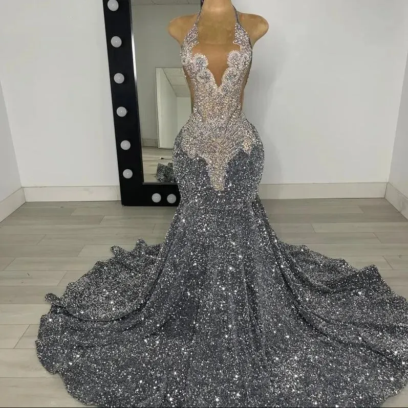 Lungo Sier Halter Sirena Prom Per Ragazze Nere Perline Strass Sheer Tulle Cristallo Abiti da festa di compleanno Abiti da sera con paillettes scintillanti