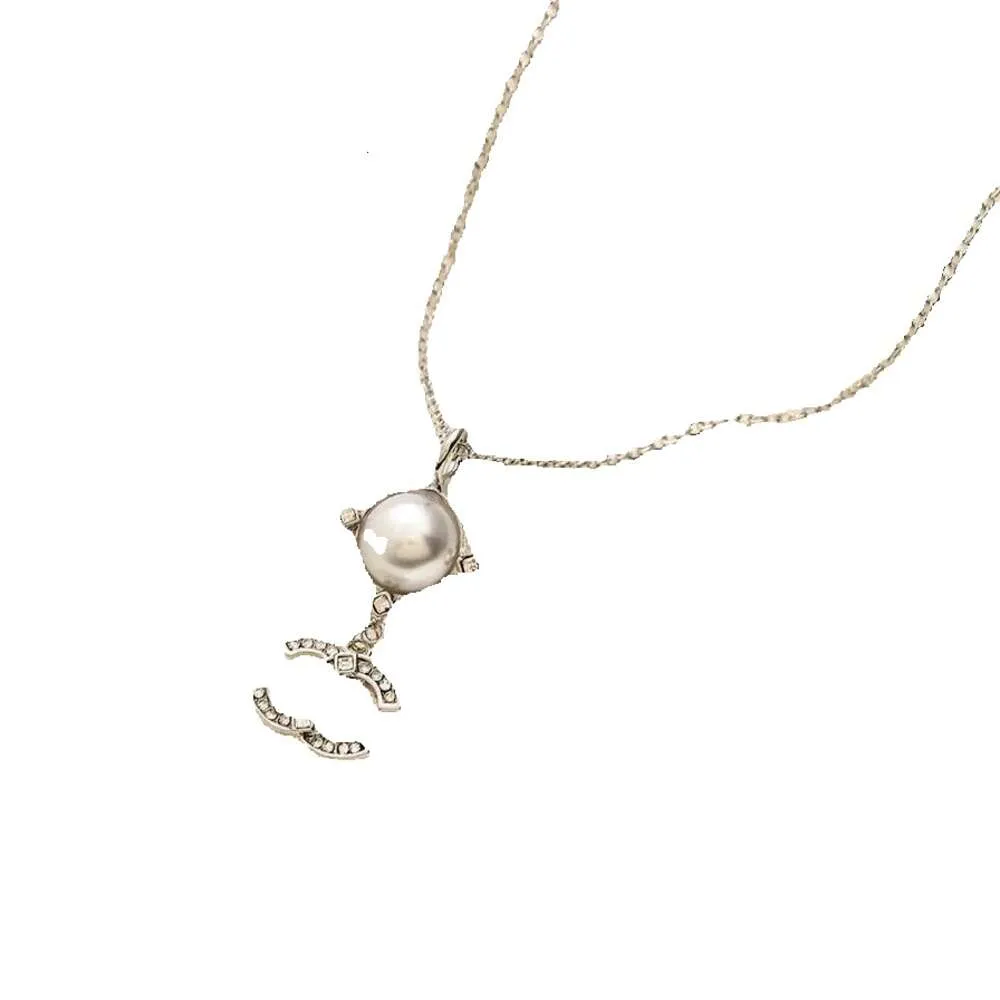 T Boutique Style chaîne perle mode pendentif T Long amour cadeau plaqué or collier à breloques bijoux de noël en gros GG GG