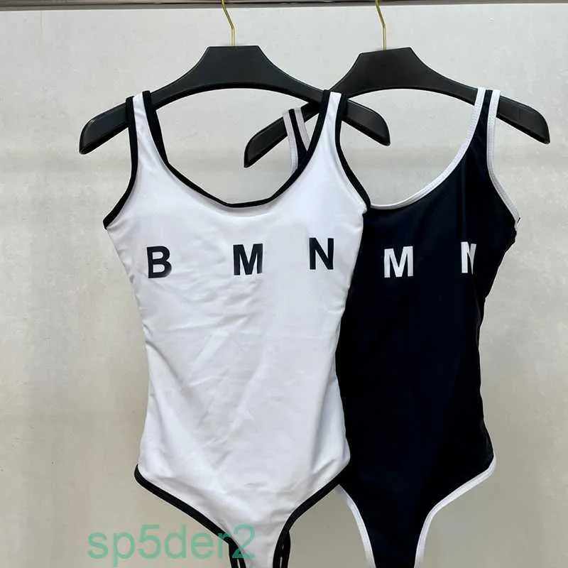 Kadın tasarımcı bikinis yüzme takım elbise banyo setleri kadın mayo lüks bikini set plaj plaj giymek seksi bra tanga güneş tabanı chd23063012 zrf8