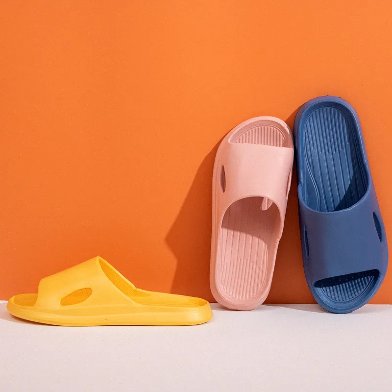 Nouvelles pantoufles à la maison, chaussures à enfiler antidérapantes pour femmes, sandales d'été pour couples, pantoufles de salle de bain 89IO #