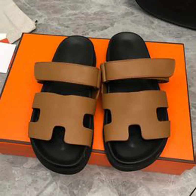 Modeontwerper slippers slides topkwaliteit platform sandalen mannen zomer sliders schoenen klassiek merk casual vrouw buiten slipper strand echt leer AAA1
