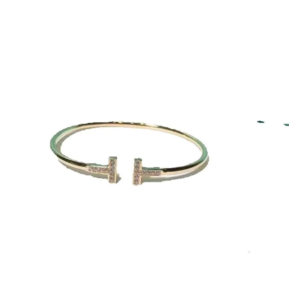 S designers kvinnor charm armband trend mode besatt med diamanter högkvalitativa armband boutique gåva smycken bra trevlig vacker 2334k