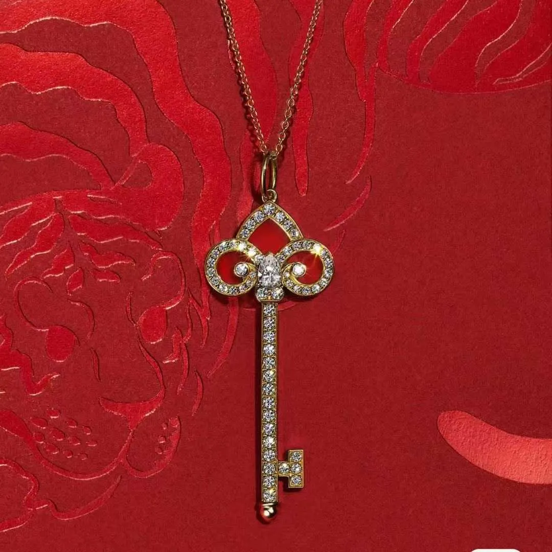 Projektant Tiffay and CO Red Jade Hambe Naszyjnik 925 Pure Srebrny Srebrny Wypłytany 18K Rose Gold Qianxi w tym samym stylu Łańcuch obojczyka