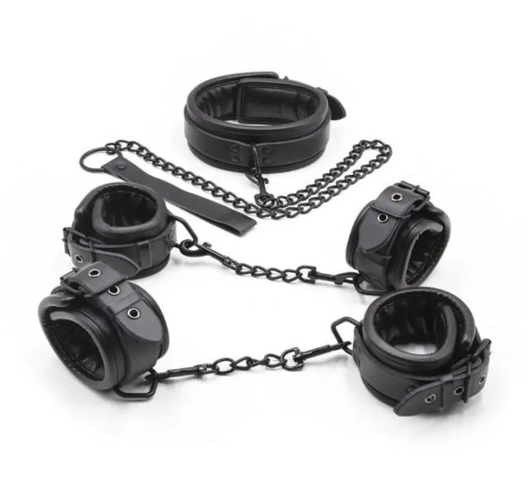 SM Couro Genuíno Algemas Ajustáveis ​​Restrições Tornozelo Cuff BDSM Coleiras Bondage Slave Set Jogo Adulto Casal Mulheres Legcuffs Y2004128952