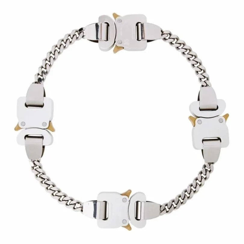 Pendanthalsband Titanium Rostfritt stål 1017 Alyx 9SM Halsband 4 Metal Buckles Hero Chain Alyx Necklace Men Women Accessories J268K