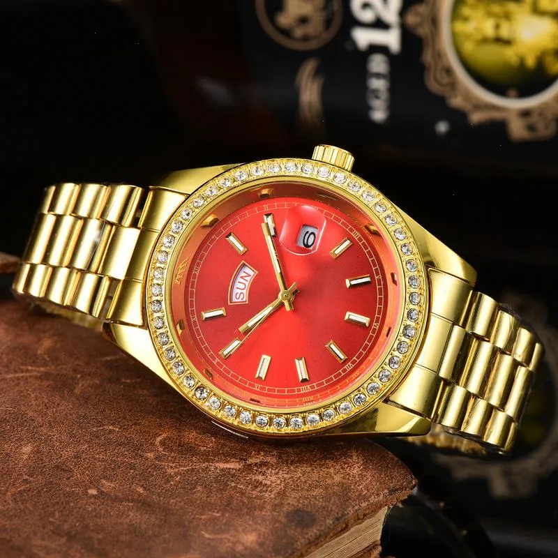Luksusowe męskie zegarki designerskie zegarki 40 mm Wysokiej jakości szklane niebieskie tarcze złote zegarki sportowe zegarek diamentowy z kartą gwarancyjną pudełkową