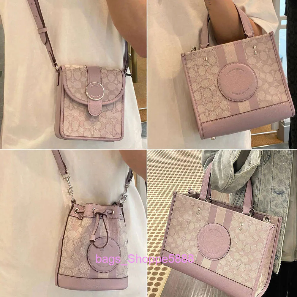 All'ingrosso della fabbrica 2024 Nuova Dempsey Tote Bag Fragrante Taro Purple Series Campo 22 Singola spalla Crossbody portatile ascellare per le donne