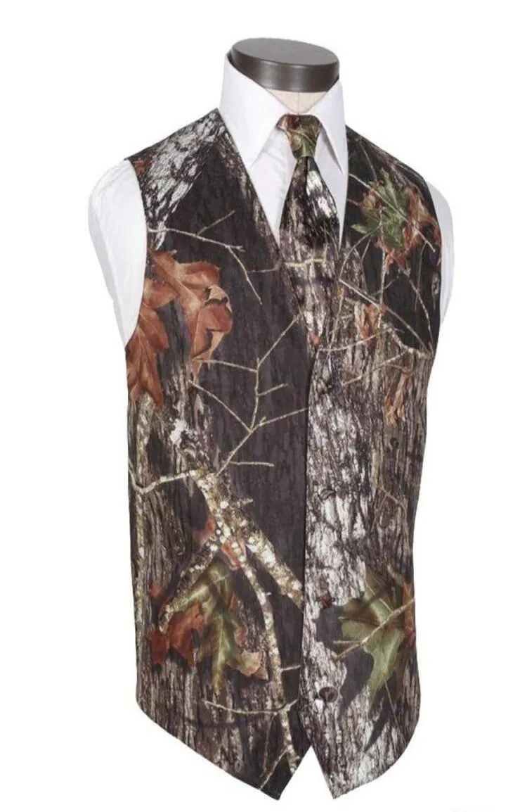 2021 Modeste Camo Groom Gilets Gilet de mariage rustique Tronc d'arbre Feuilles Printemps Camouflage Slim Fit Men039s Gilets 2 pièces Ensemble VestT3571563