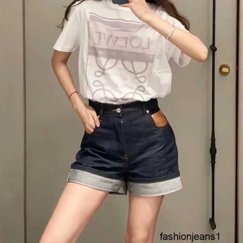 Shorts pour femmes Nanyou haut de gamme LOE * printemps été nouveau 24SS couleur poche en cuir étiquette short frisé taille haute jean pour femme A3YM
