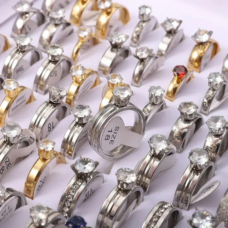 Anel de zircão de aço inoxidável feminino misto, anel de casal de aço inoxidável prateado e dourado para mulheres e homens, joias