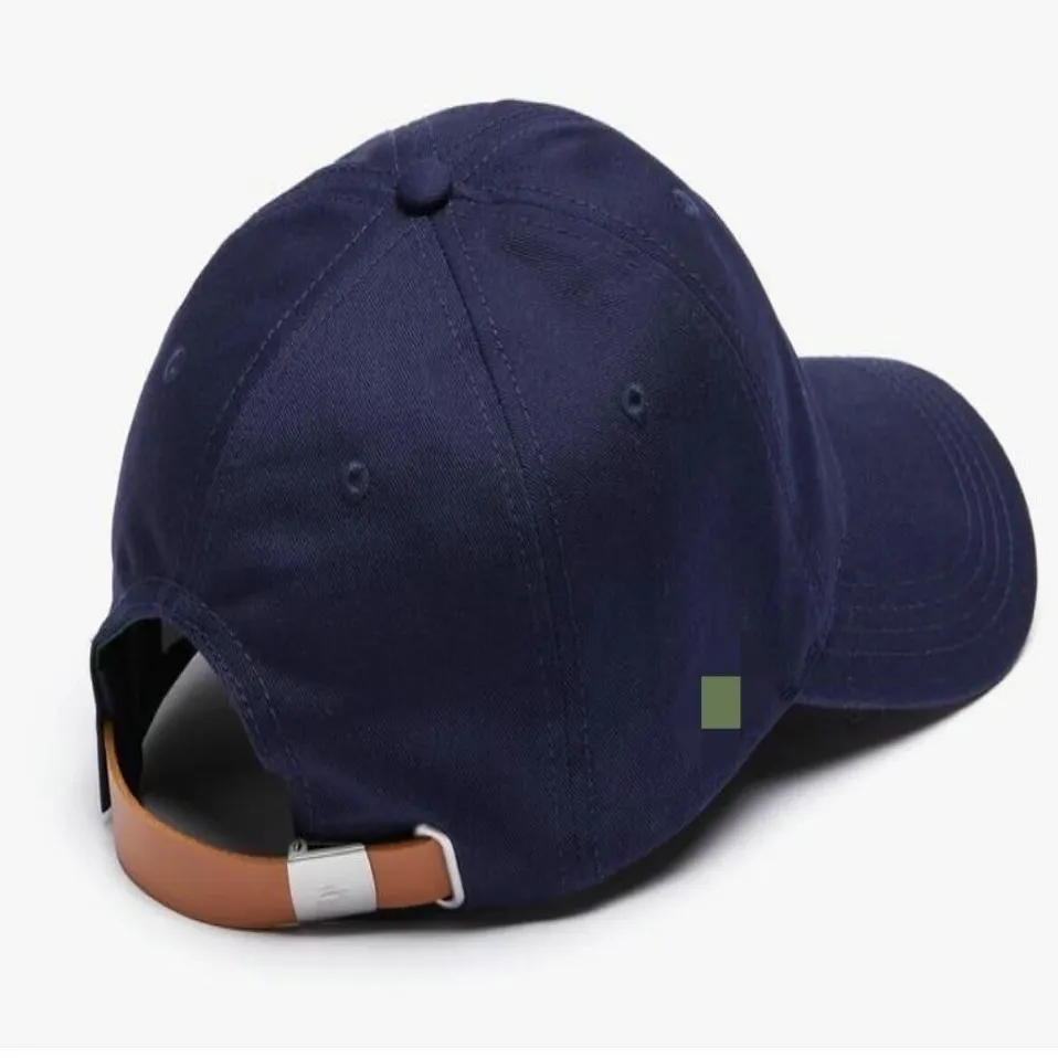 2022 Nyaste bollhattar för kvinnor och män Baseball Cap Fashion Sport Football Hat310q