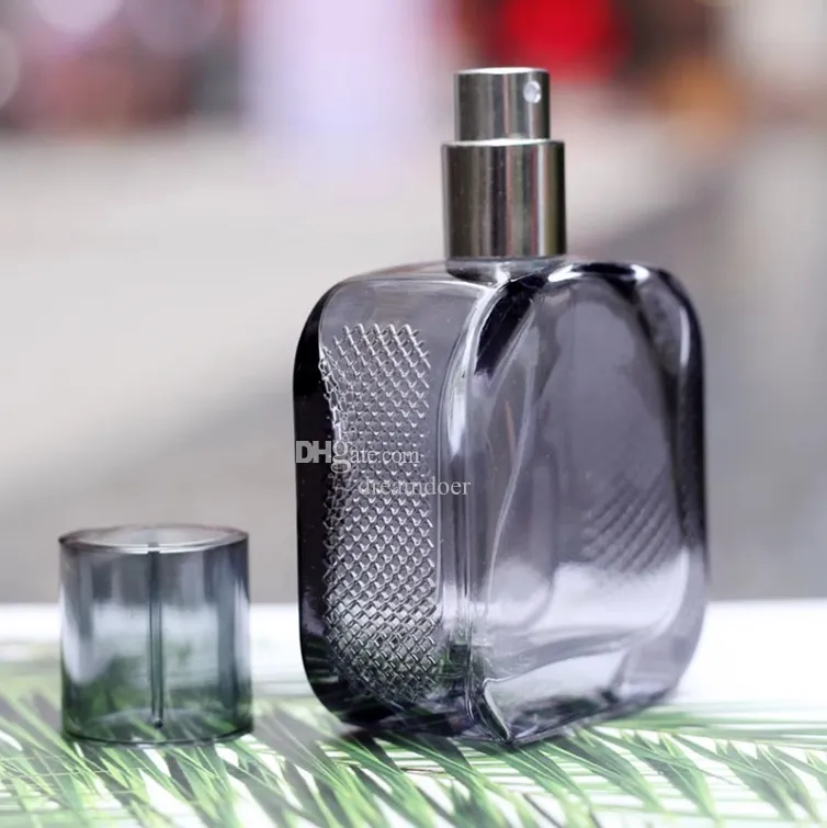 Bouteilles de parfum en verre coloré cuboïde de 50ml, bouteilles vides et rechargeables d'atomiseur de pulvérisation d'huile essentielle