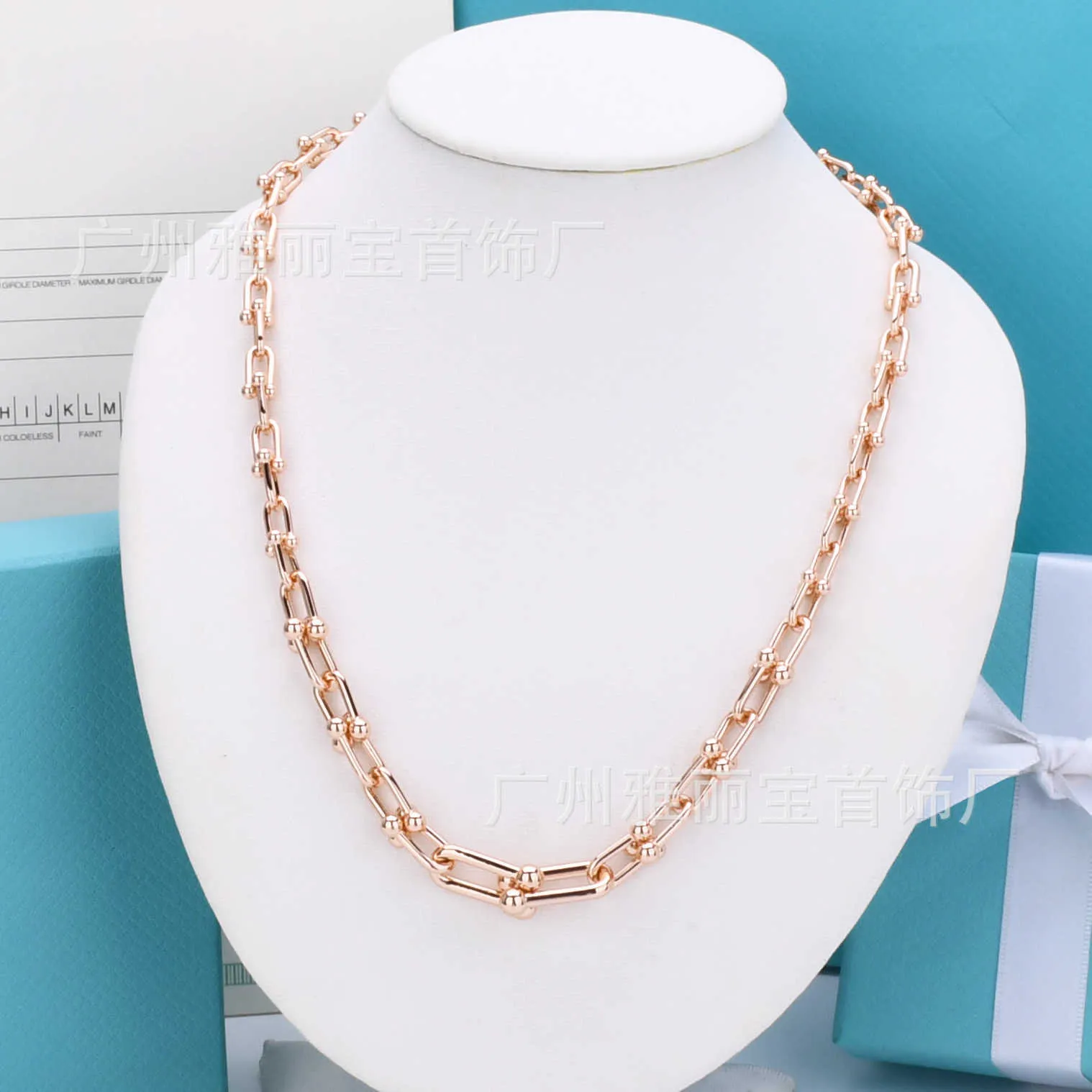 Designer tiffay and co U-shaped Gradual Chain Necklace with 18K Rose Gold Plating on White Copper for Womens Inns Family Horseshoe Collar