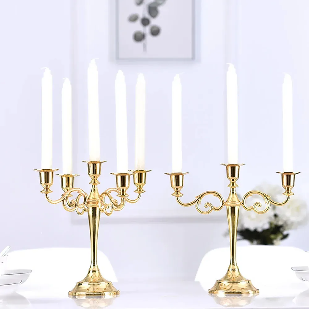 Candelabra Candlelight Dinner Candle El Wedding Prop Brąz Gold Home Home Home Pleated Dekoracja Metalowa retro 240314