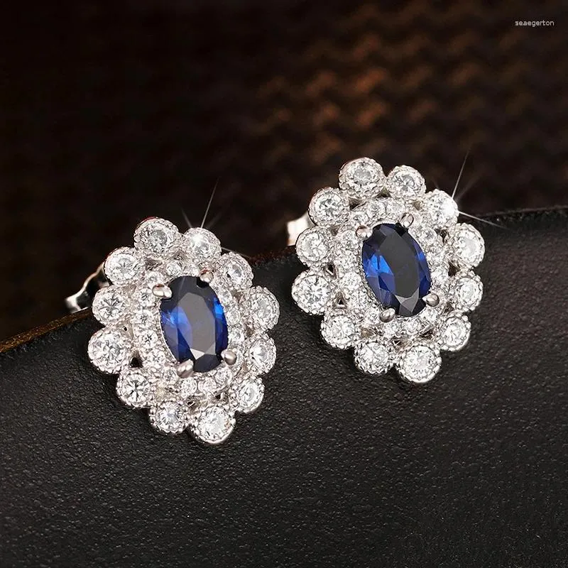 Boucles d'oreilles Huitan Chic pour adolescentes, clous d'oreilles en zircone brillants, bijoux élégants, vie quotidienne, tendance, cadeau de fiançailles pour femmes