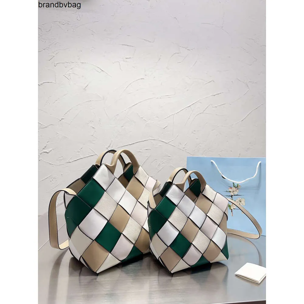 DHgate Loeweely Lambskin Top Luxury Wholesale Bags Handbags Surplus Leather Bag Women Large Purse Fashion Woven Basket Designer Small Tote Bage Bags Luggage Accessories