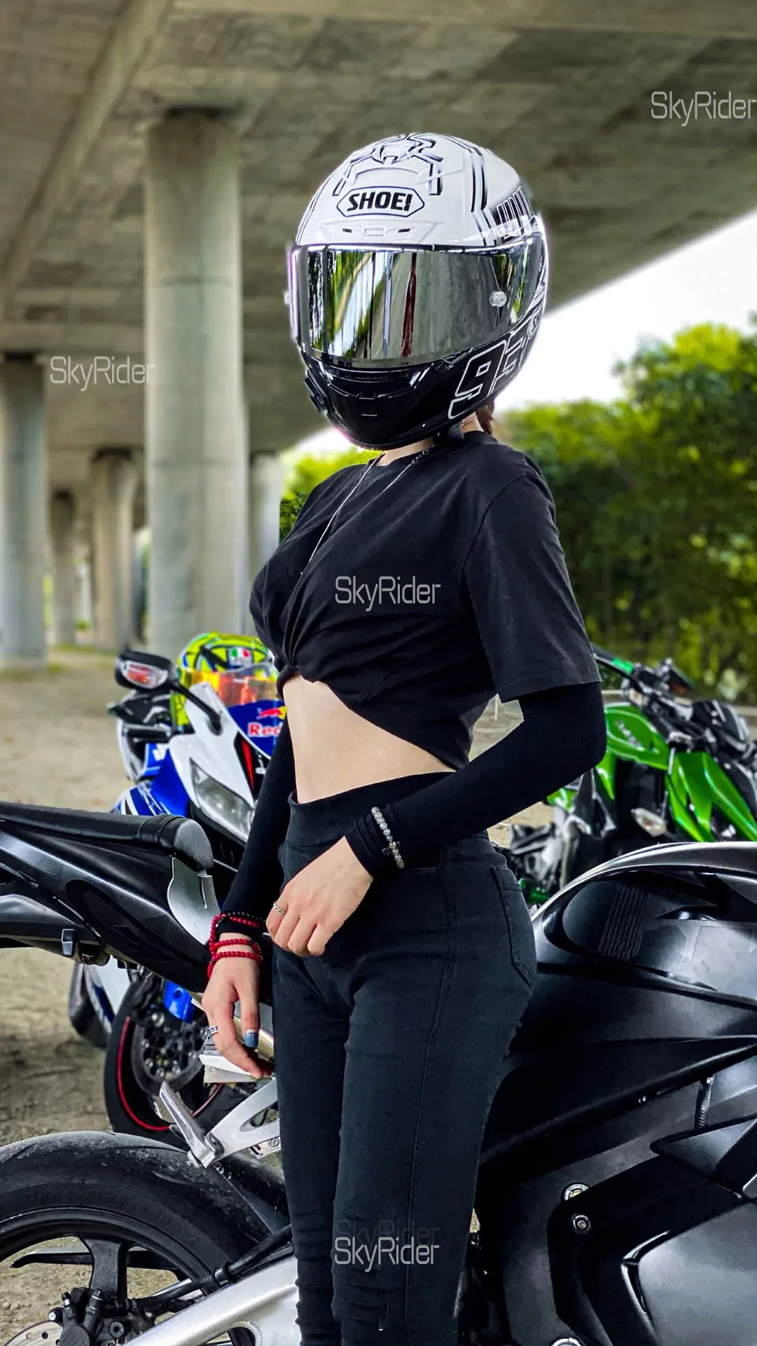 Full Face Road Bike Helmet: Lightweight, Aerodynamic, Anti Fog