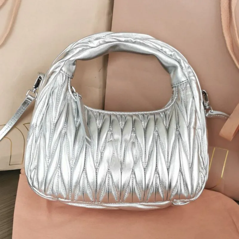 Miui Hobo 방황 Matelasse Hot Bag Luxury Women 's Underarm Designer Purses 클러치 어깨 끈 토트 지퍼 크로스 바디 백 핸드백 진짜 가죽 가방